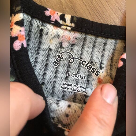 📳 Art Class | NEW Tank Top - Picture 2 of 2